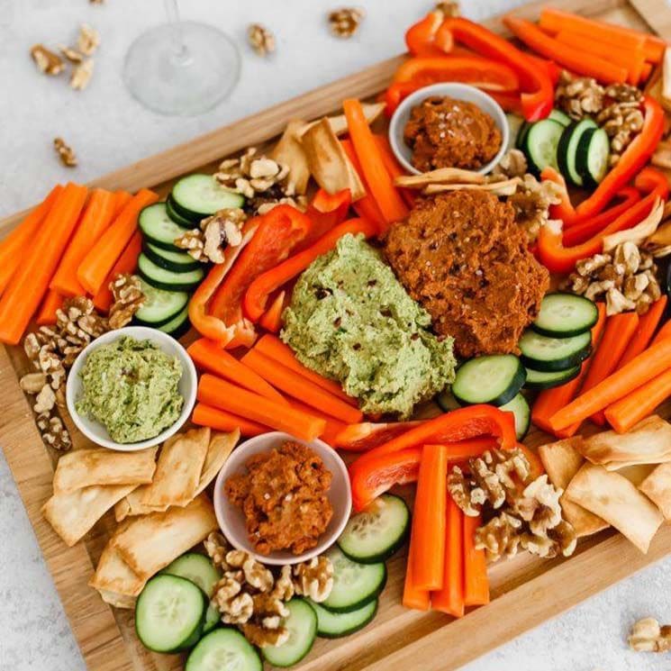 tabla-hummus-crudites-nueces