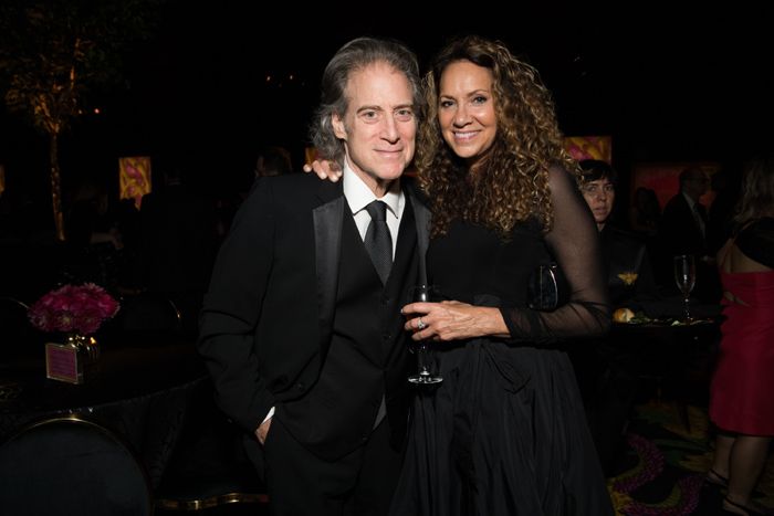 Richard Lewis y su mujer Joyce Lapinsky