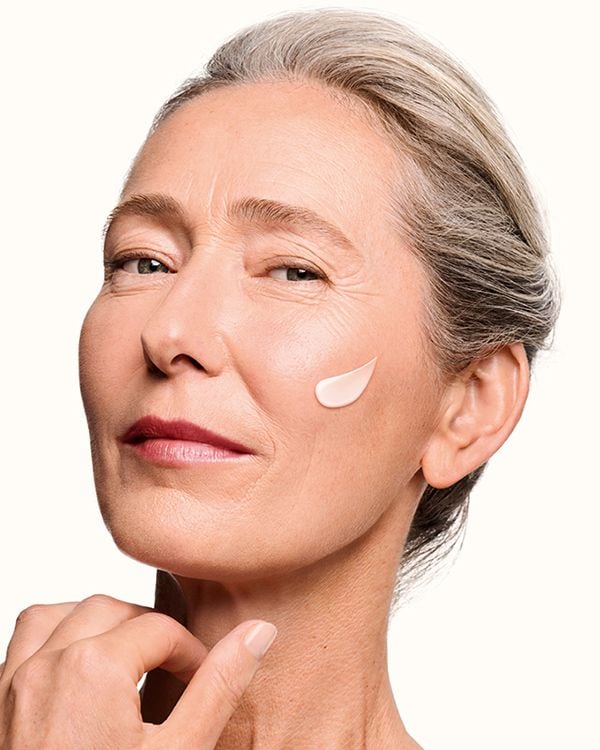 Shiseido lanza el secreto para una piel casi de película a partir de los 60