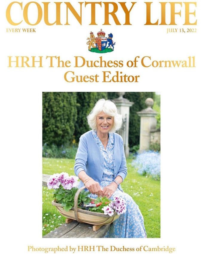 Camilla de Cornualles, portada de la revista 'Country Life'