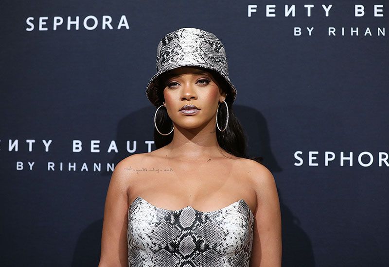 rihanna millonaria emporio08 maquillaje