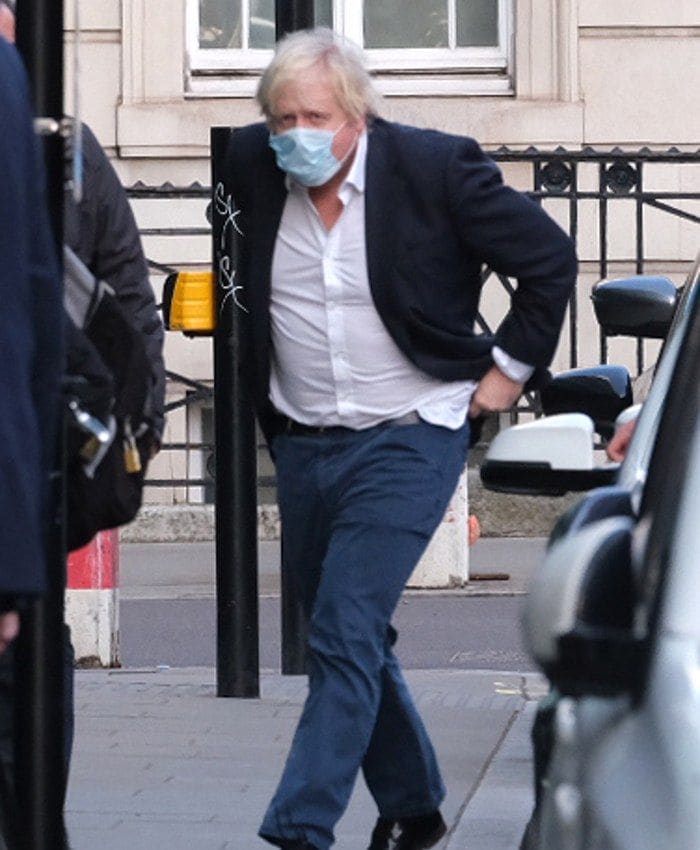 Boris Johnson acude al hospital 