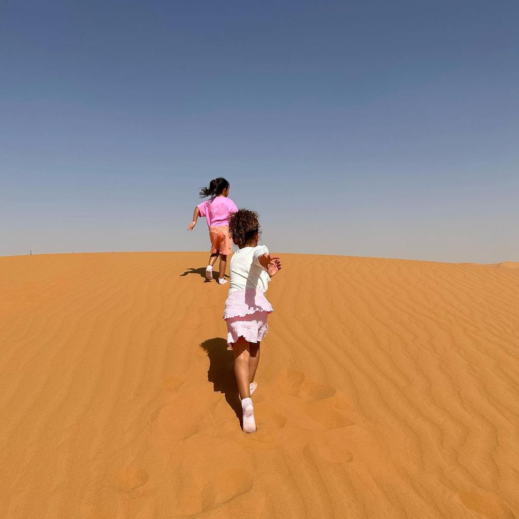 georgina rodr guez y su tropa en el desierto