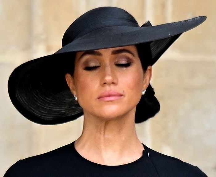 Meghan llorando en el funeral de la reina Isabel