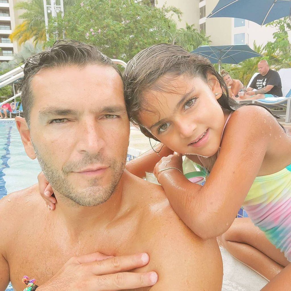 mart n fuentes y su hija caro