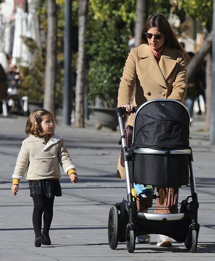 Lourdes Montes, de paseo con sus dos hijos