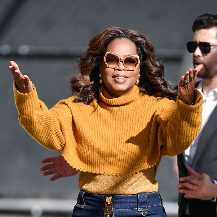 Oprah saludando a sus fans