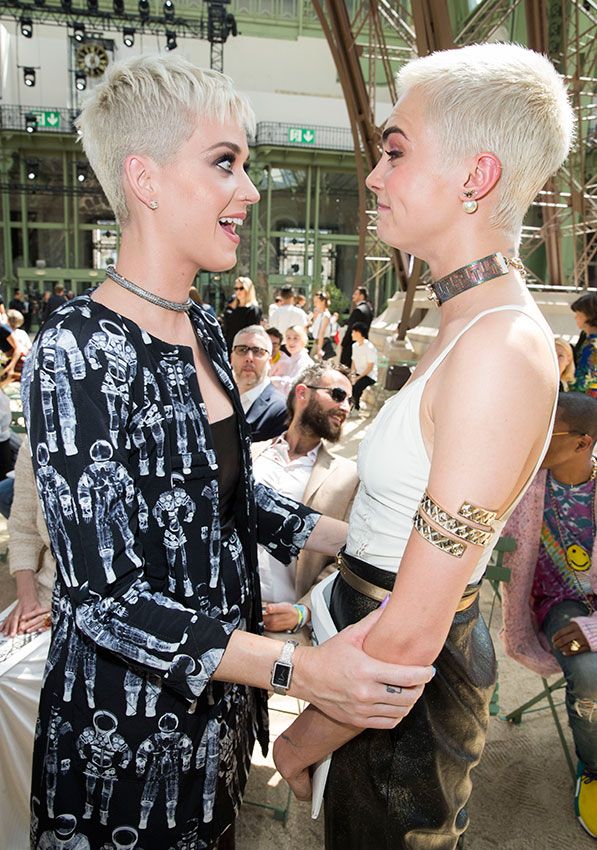 katy perry cara delevingne desfile paris