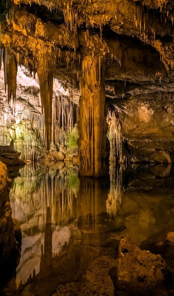 cueva neptuno cerdena gruta