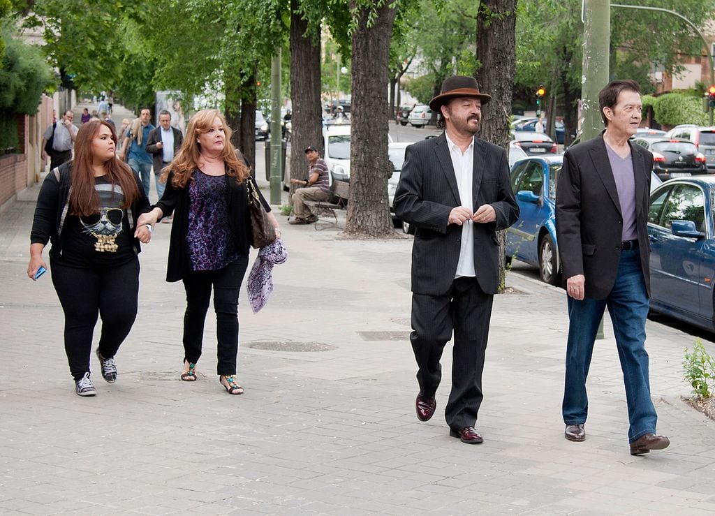 LA ACTRIZ FEDRA LORENTE Y MIGUEL MORALES CON SU HIJA ALEJANDRA MORALES JUNTO A RICKY MORALES ASISTIENDO AL FUNERAL DE ANTONIO MORALES "JUNIOR"
07/05/2014
MADRID