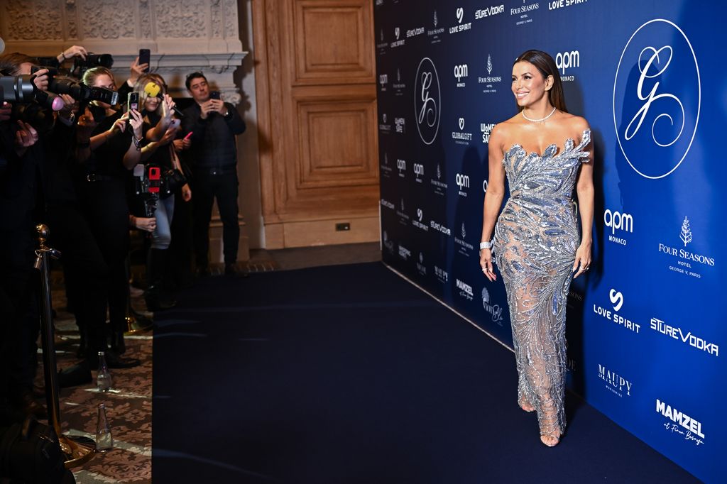 Eva Longoria en la "Global Gift Gala" en Paris el 5 de octubre de 2024