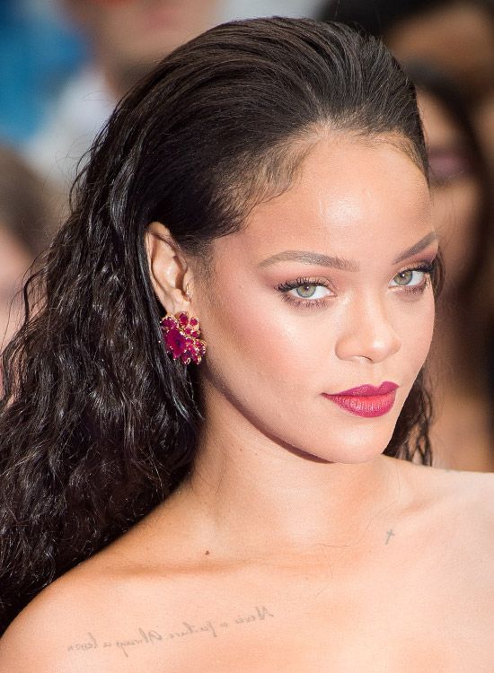 rihanna_fenty_beauty_maquillaje_1a