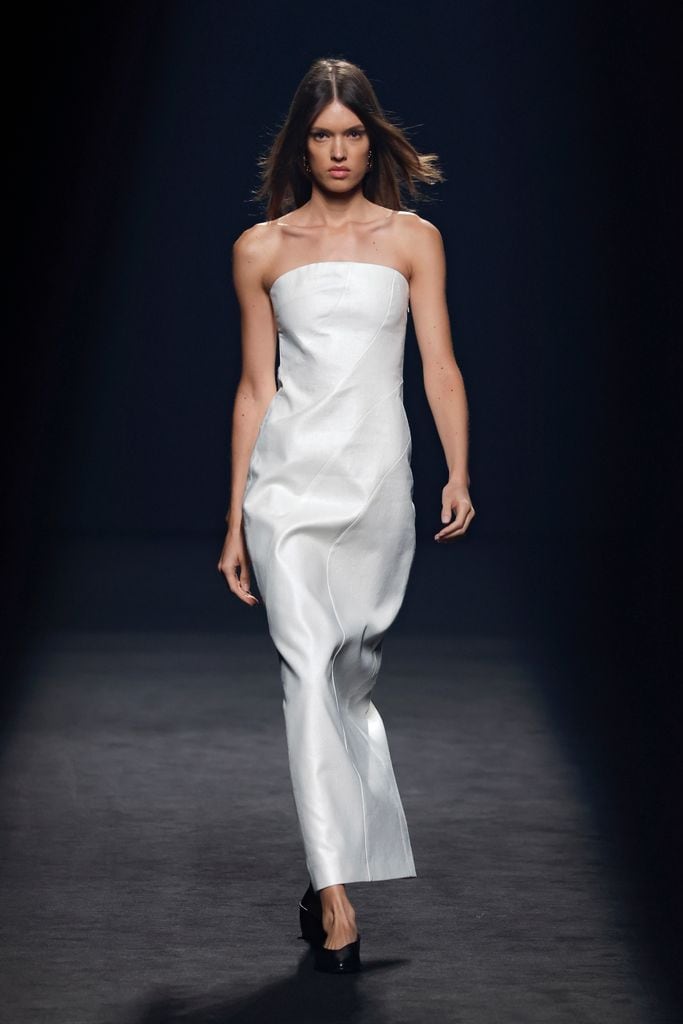 Mercedes-Benz Fashion Week: Ángel Schlesser Primavera/Verano 2025