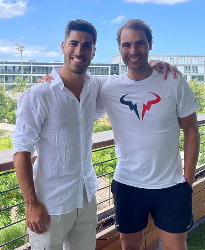 Marcos Asensio con Rafa Nadal en la academia del tenista