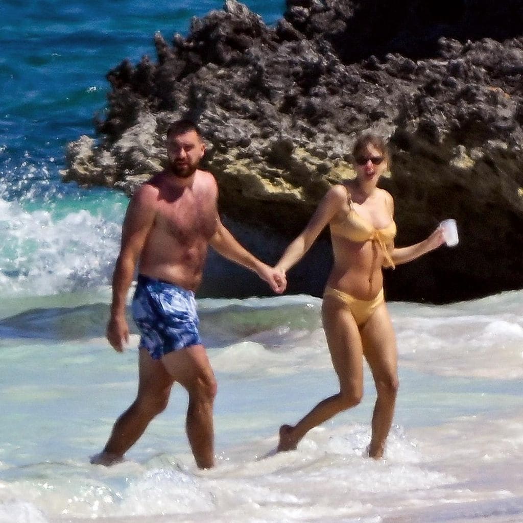 HO4158 TAYLOR SWIFT Y TRAVIS KELCE