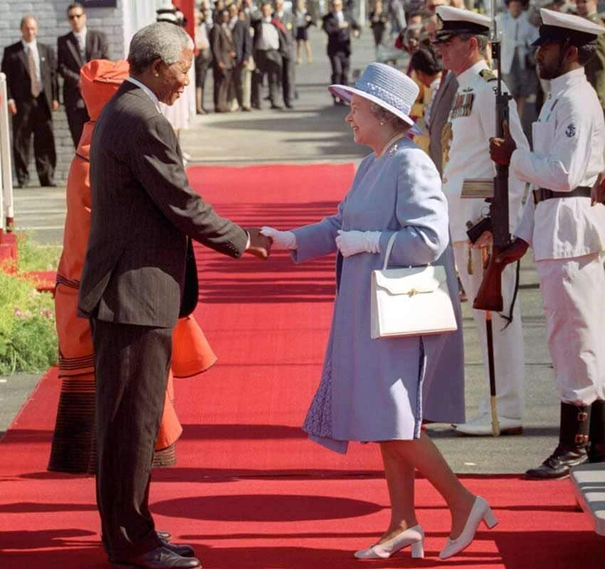 Visita de la reina Isabel Ii a Sudáfrica con el presidente Mandela