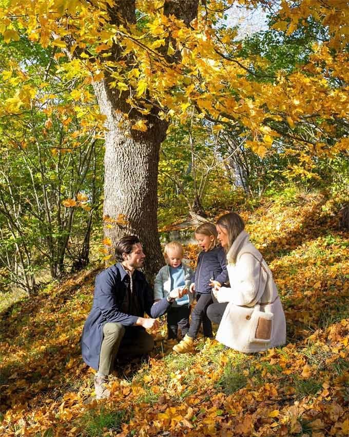 Carlos Felipe de Suecia y familia