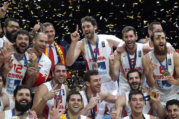 La selección de baloncesto ha demostrado al mundo entero su tremenda capacidad y gen competitivo ganando la medalla de oro en la final del Eurobasket a Lituania (80-63)
