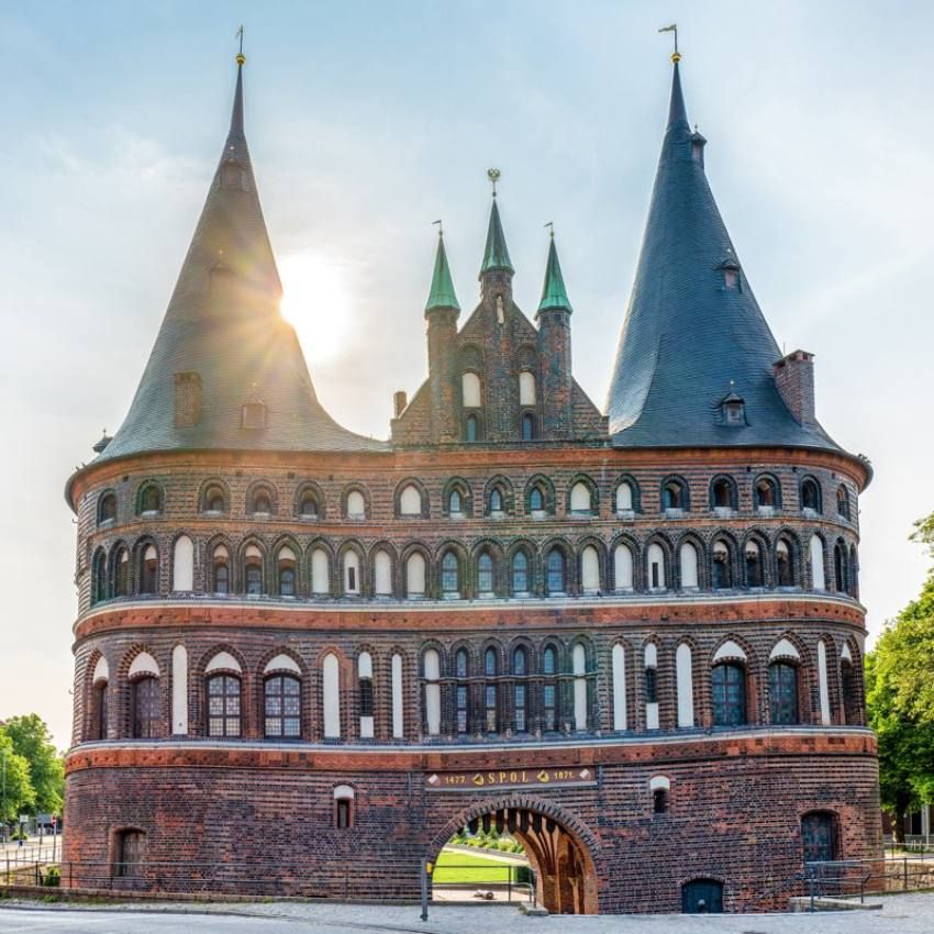 Lübeck, puerta de Holsten, Alemania