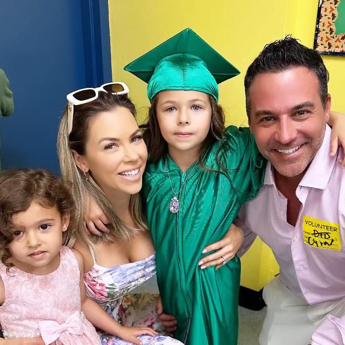 Ximena Duque celebra la graduación de su hija Luna