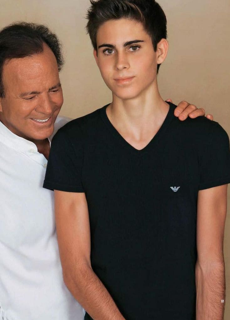 Julio Iglesias y su hijo HO4130