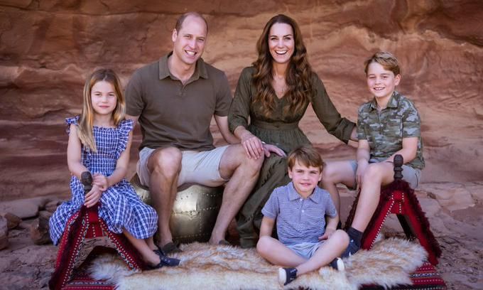 prince william and kate release family christmas card and the kids look so grown up 