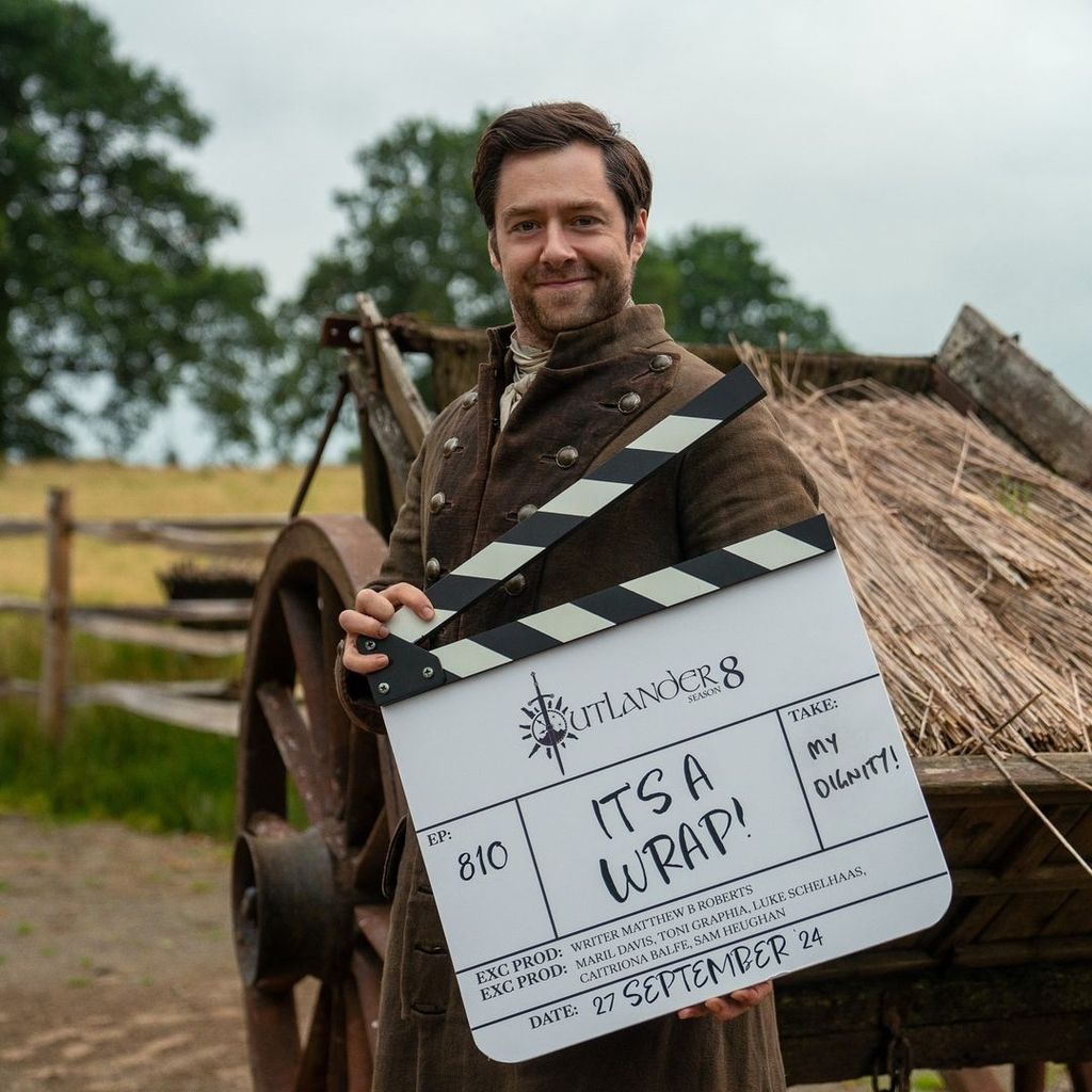  Richard Rankin se llevaría del rodaje 'su dignidad'