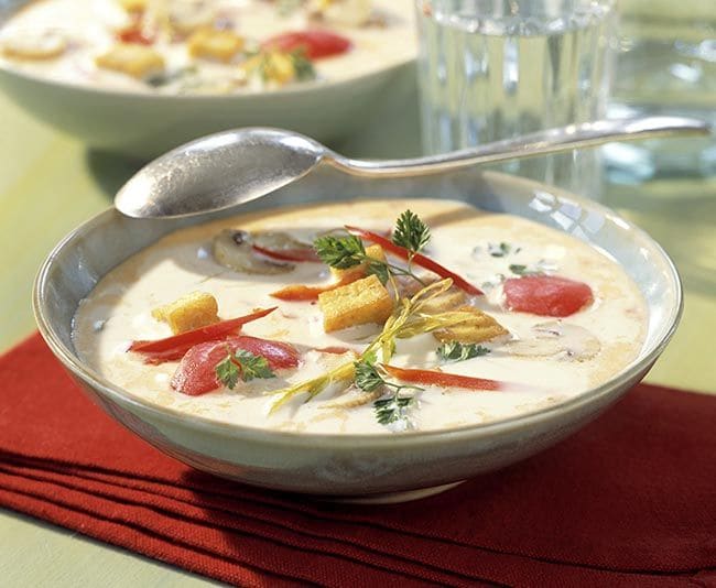 SOPA DE COCO, JENGIBRE Y TOFU