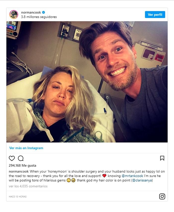 Kaley Cuoco y Karl Cook en el Hospital