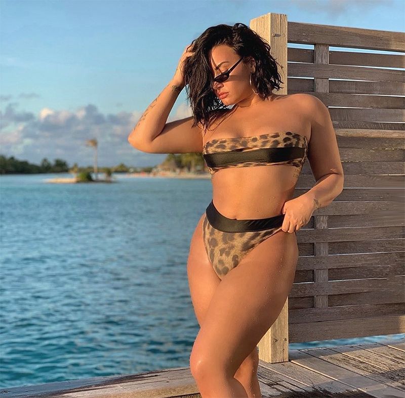 demi lovato biquini1