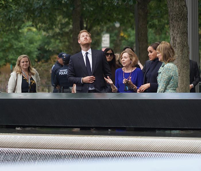 Los duques de Sussex en el monumento a las víctimas del 11-S