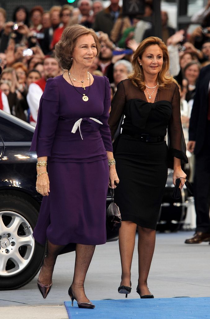 La princesa Alia de Jordania con la reina Sofía en la entrega de los Premios Princeipe de Asturias en 2009