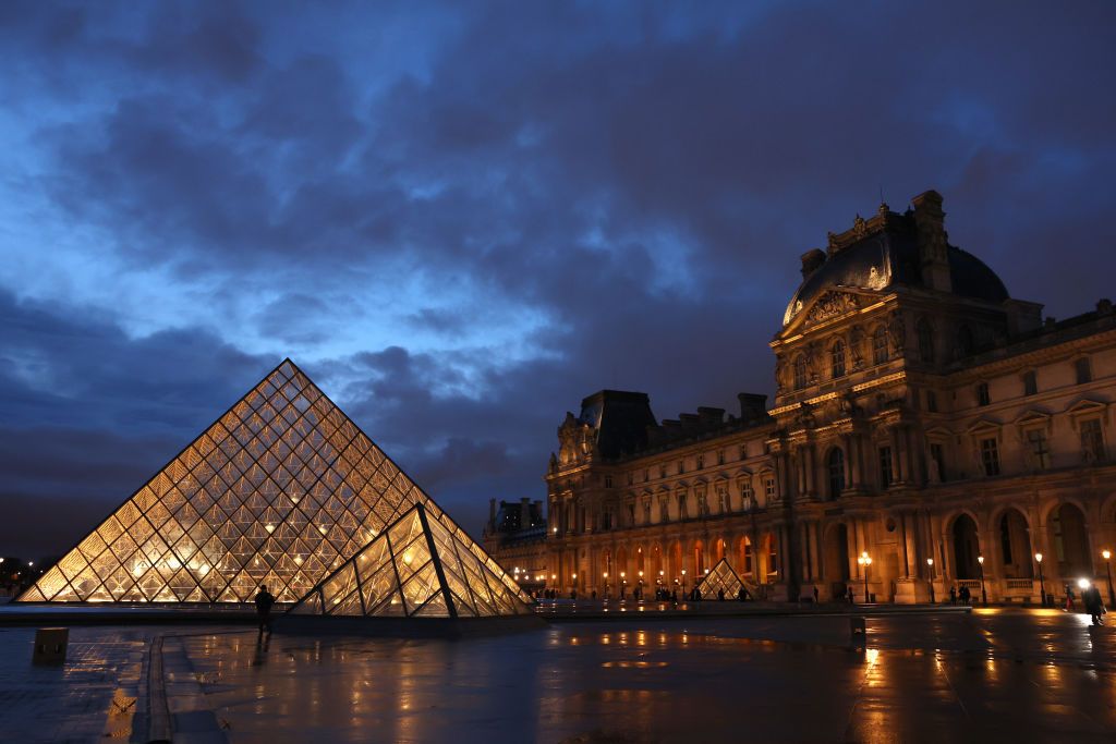 El Museo de Louvre ofrecerá una cena a los invitados a la apertura.