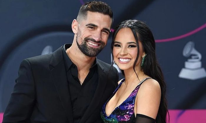 Becky G y Sebastian Lletget