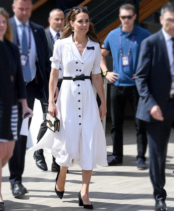 Kate Middleton, vestido camisero blanco