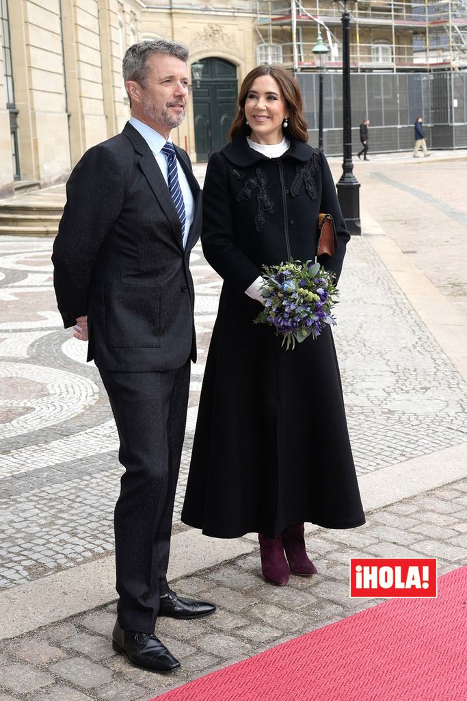 Mary de Dinamarca acompaña a Federico X a ver su exposición Un rey del mañana