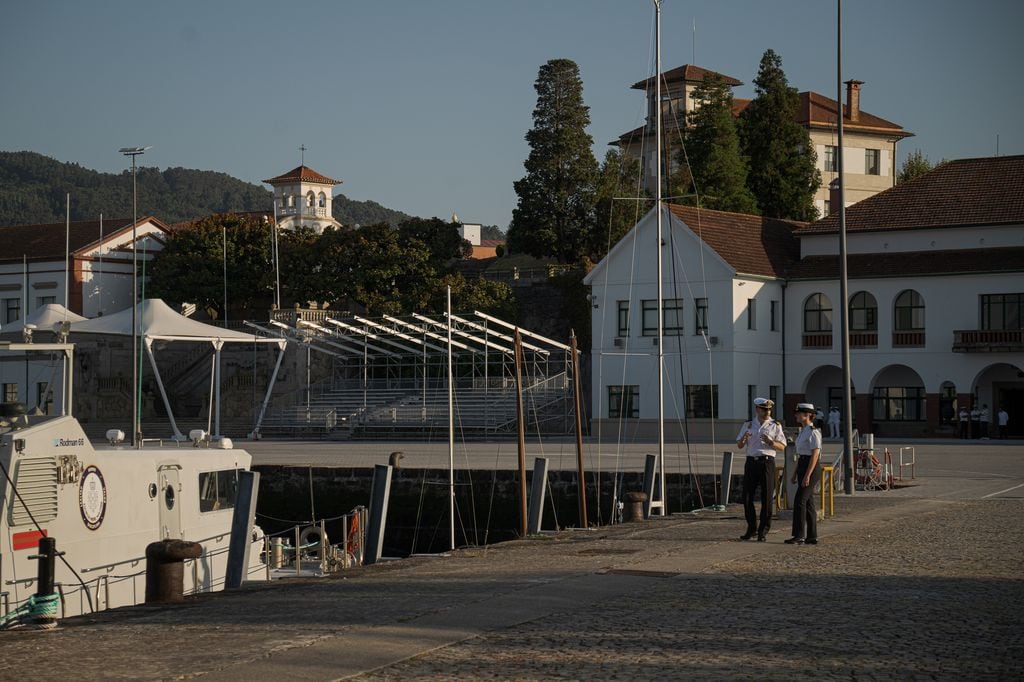 'Marusía: La Academia' se grabará íntegramente en la Escuela Naval de Marín y la antigua sede de la Escuela de Transmisiones y Electricidad de la Armada (ETEA), ubicada en Vigo 