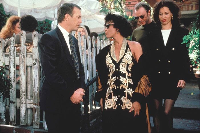 Kevin Costner y Whitney Houston en 'El guardaespaldas'