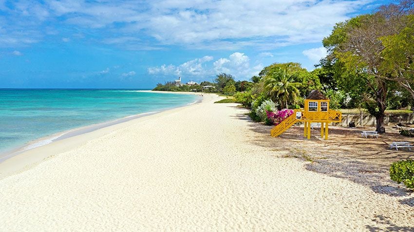 Barbados, playa de arena blanca