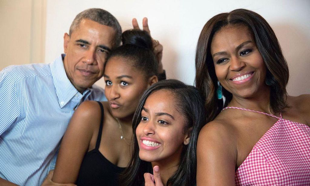 barack y michelle obama con sus hijas malia y sasha