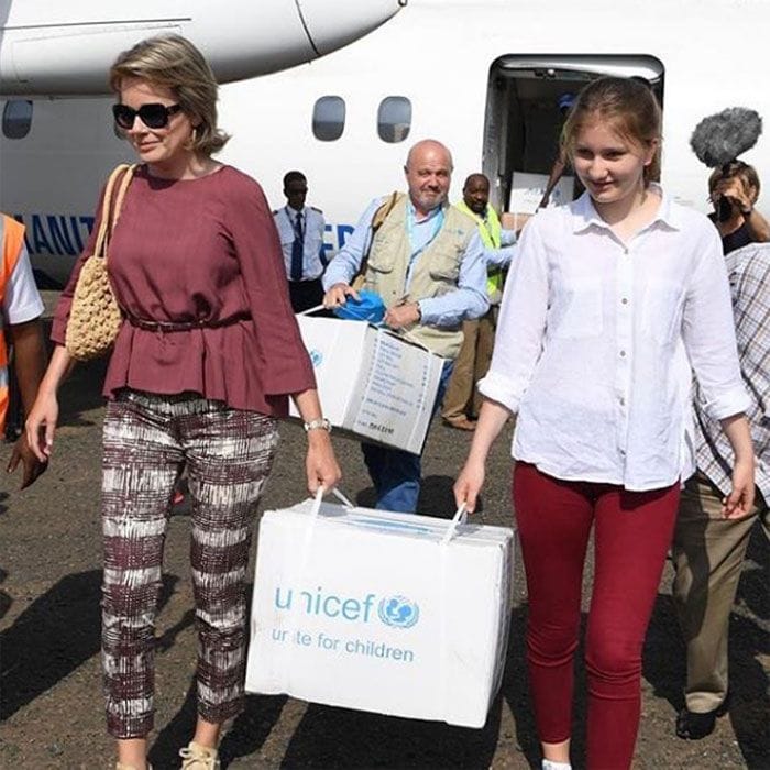 Nuevo paso en su camino como Heredera: Elisabeth de Bélgica visita Kenia con su madre