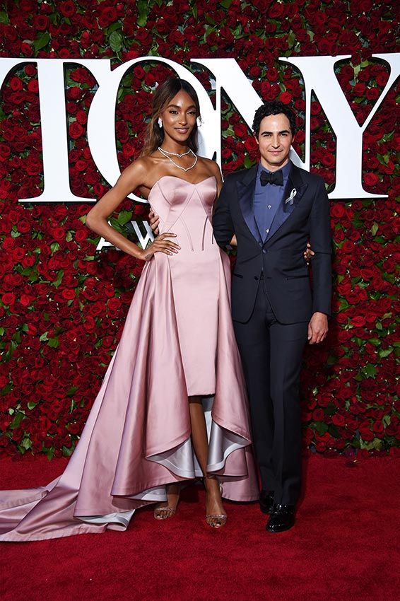 jourdan_dunn_tony_awards_2016_red_carpet_06a