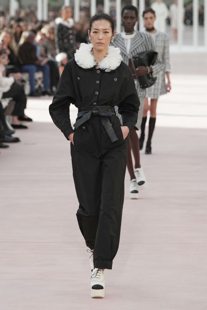 Paris Fashion Week: Chanel Primavera/Verano 2025