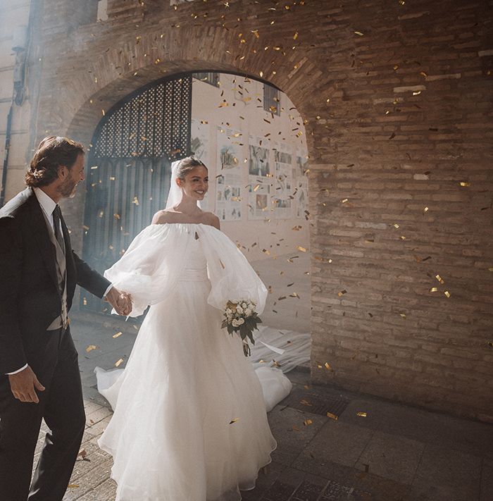 Vestido de novia con mangas abullonadas