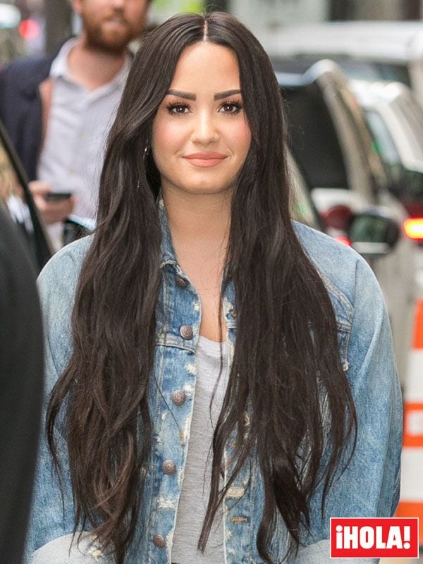 demi-lovato-pelo-largo