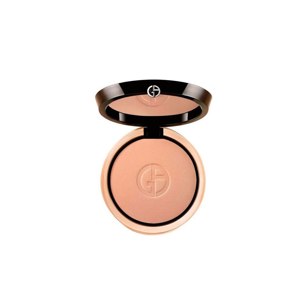 7 productos para tener un beach glow sin salir de casa giorgio armani luminous silk compact