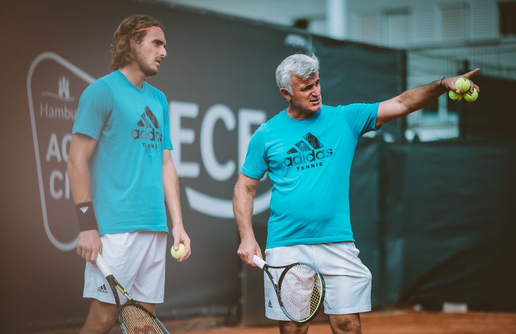 Stéfanos y su padre, durante un entrenamiento