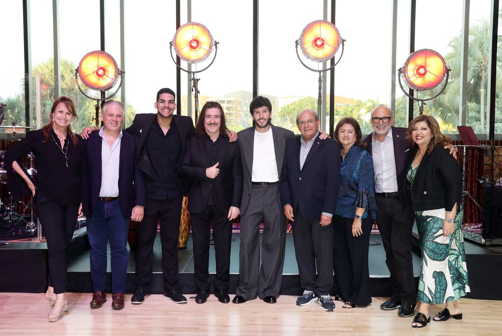 CORAL GABLES, FLORIDA - AUGUST 07: Mireya Cisneros, Nelson Albareda, Leo Luna Roblejo, Luis Cobos, SebastiÃ¡n Yatra, Eduardo Hutt, Ginny Peirats, Manuel Abud and Raquel "Rocky" Egusquiza attend the Latin GRAMMY Cultural Foundation Scholarship Ceremony on August 07, 2024 in Coral Gables, Florida. (Photo by John Parra/Getty Images for The Latin Recording Academy)