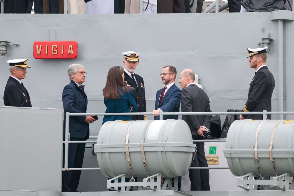 Los Reyes en la salida de Elcano