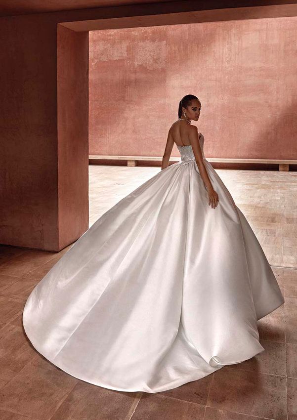 pronovias 70